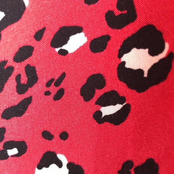 Bailey & Chloe red leopard print rayon Boho top, M - Picture 5 of 6